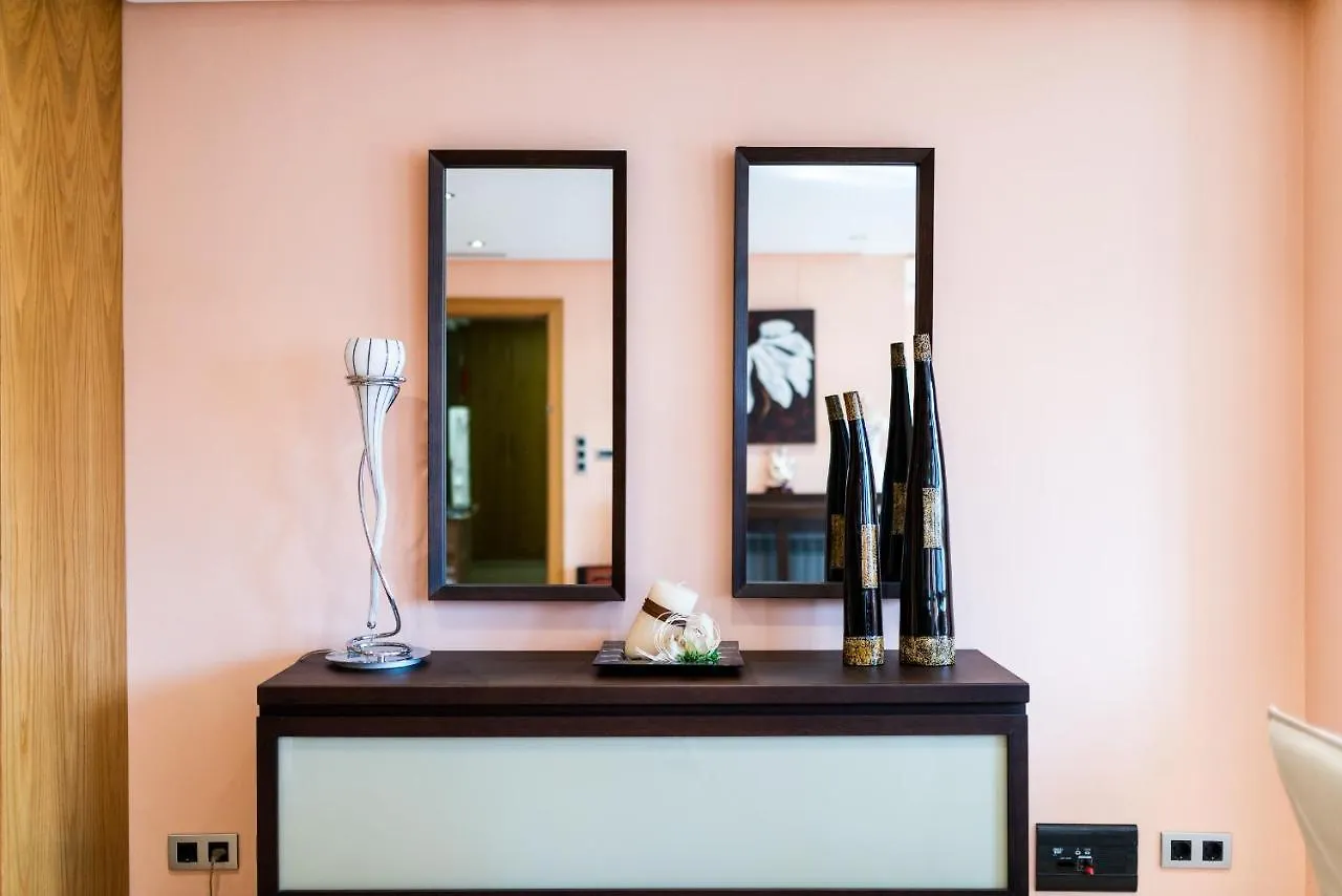 Wekey Homes Granada, Atico Panoramico Puerta Real 0*, Гранада Испания